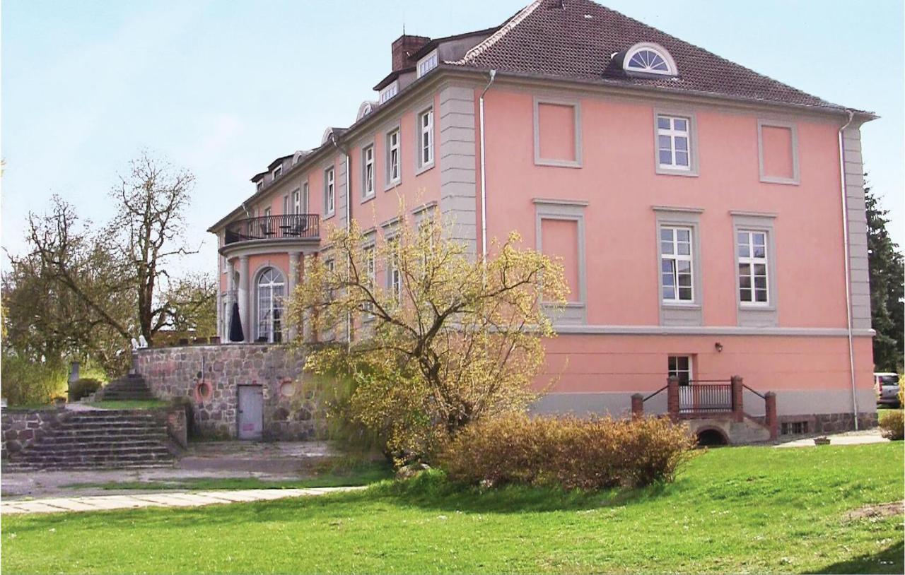 Herrenhaus Luebbenow Екстериор снимка