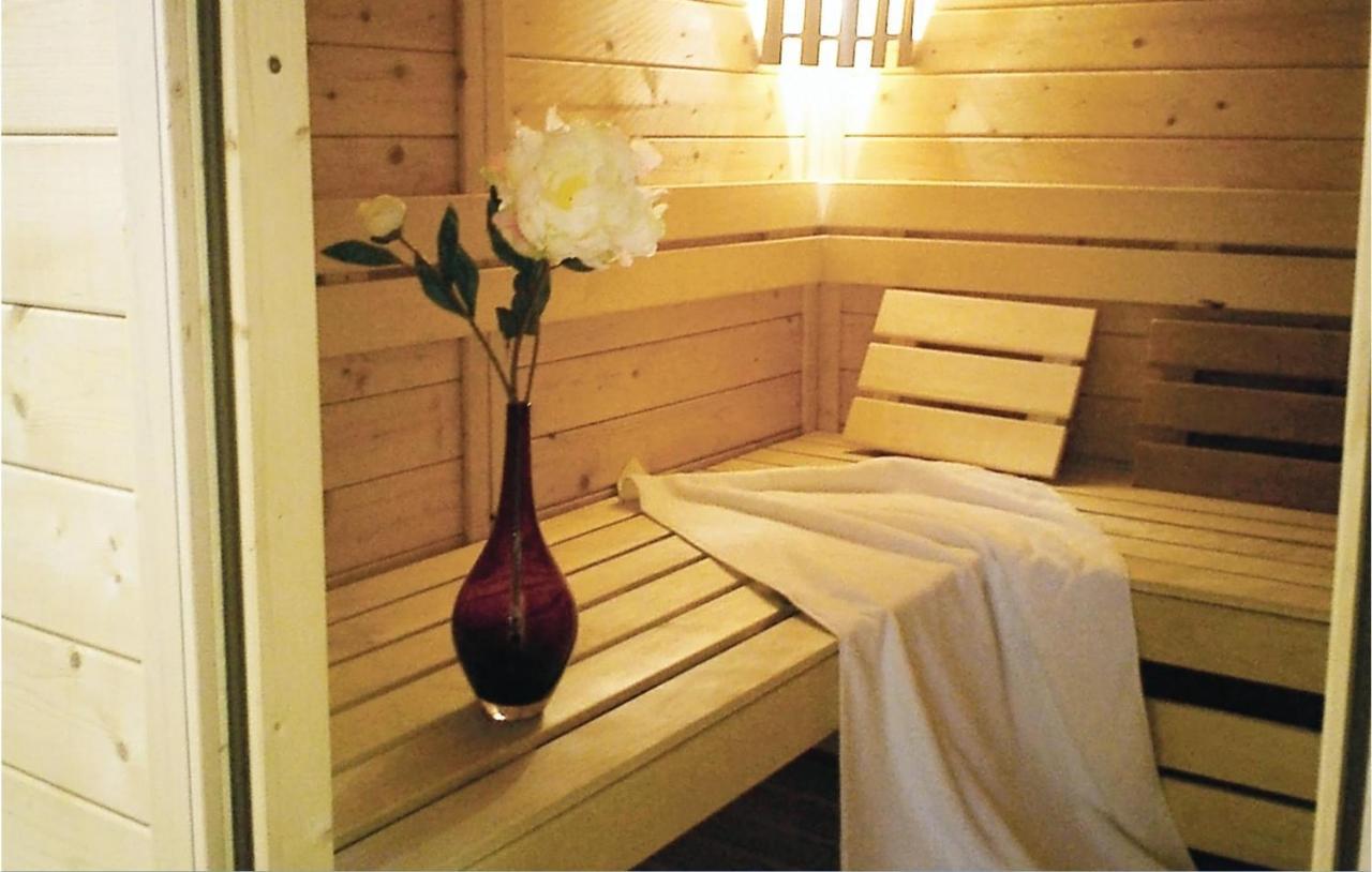 Herrenhaus Luebbenow Екстериор снимка