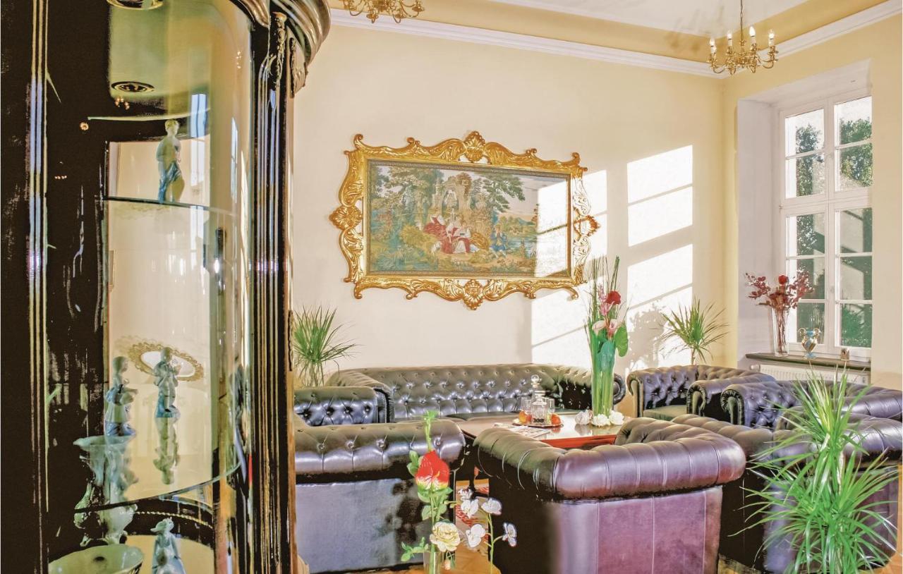 Herrenhaus Luebbenow Екстериор снимка