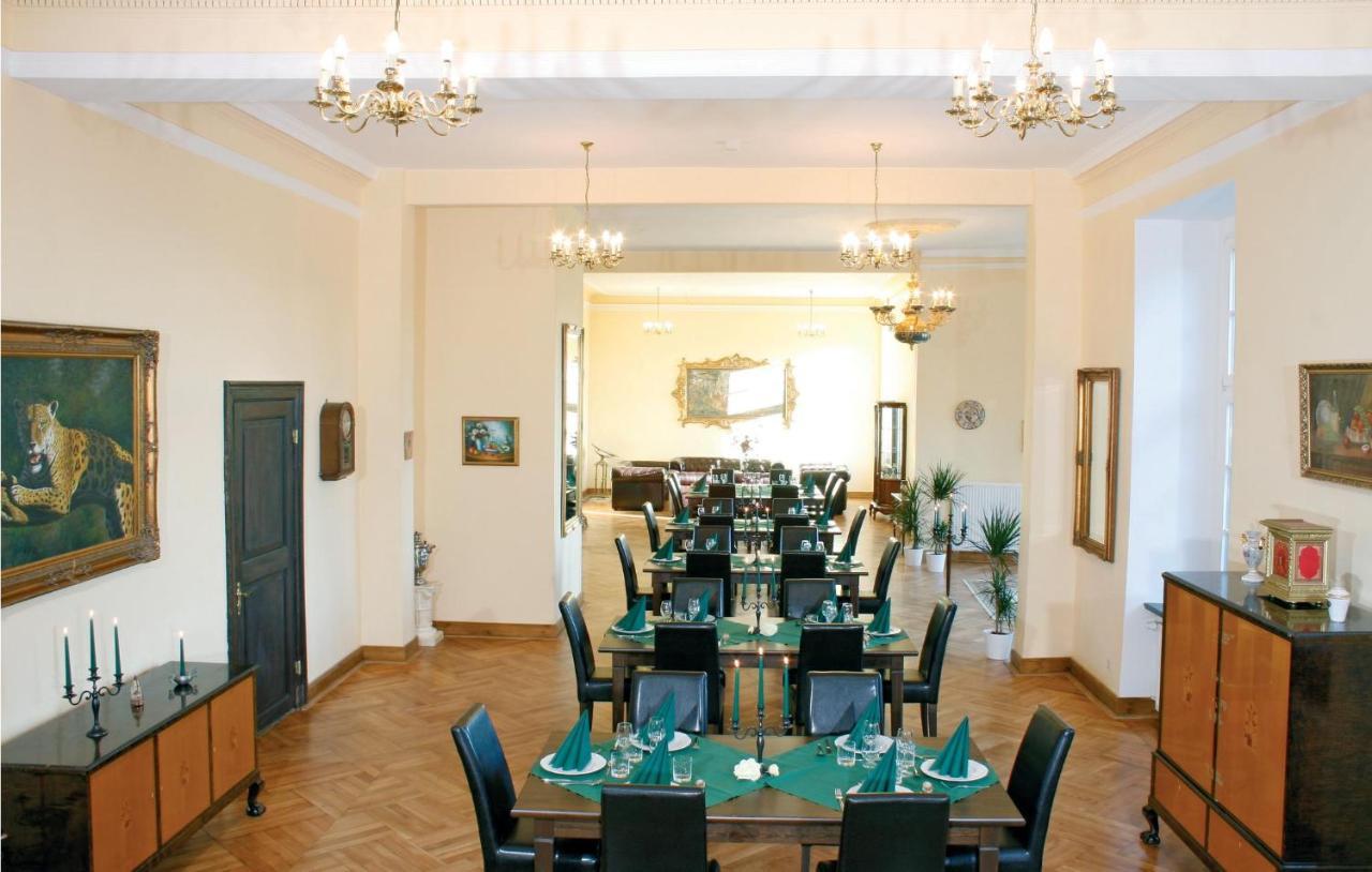 Herrenhaus Luebbenow Екстериор снимка