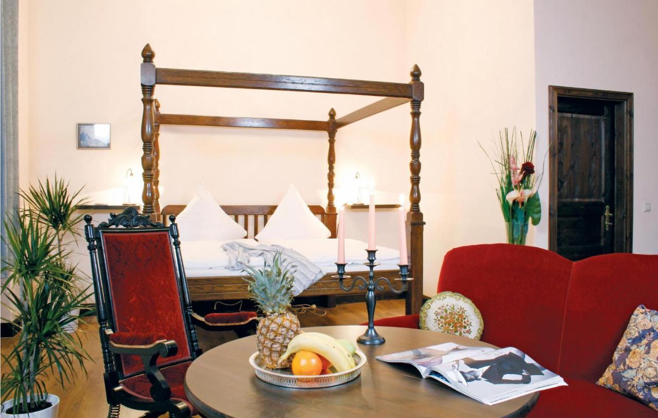 Herrenhaus Luebbenow Екстериор снимка